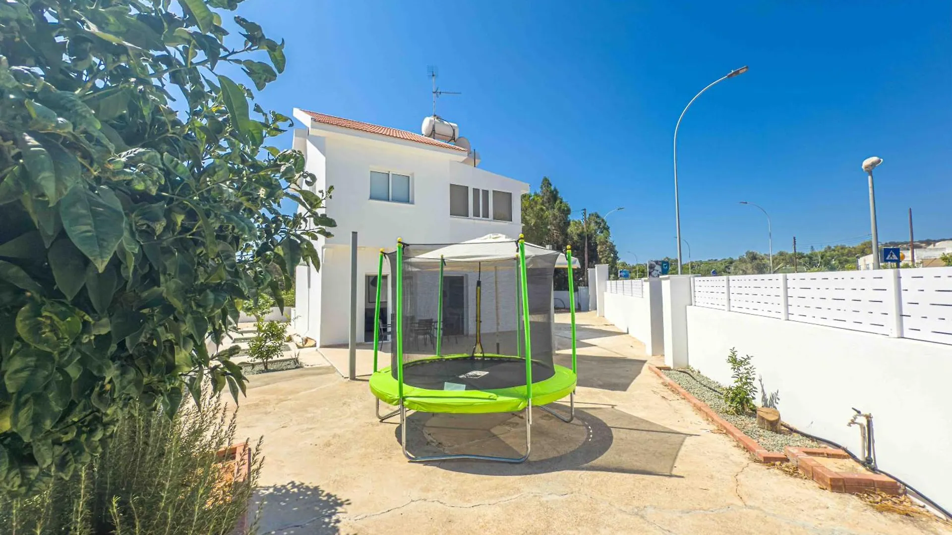 Chris Family Villa - Walk To Fig Tree Bay Protaras
