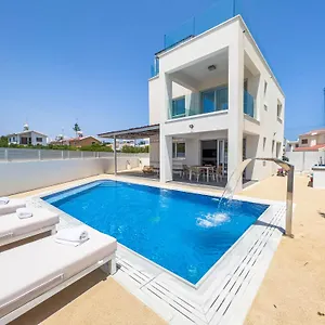 Villa Geo Panoramic Konnos - Pool, Game Room, Gym, Protaras